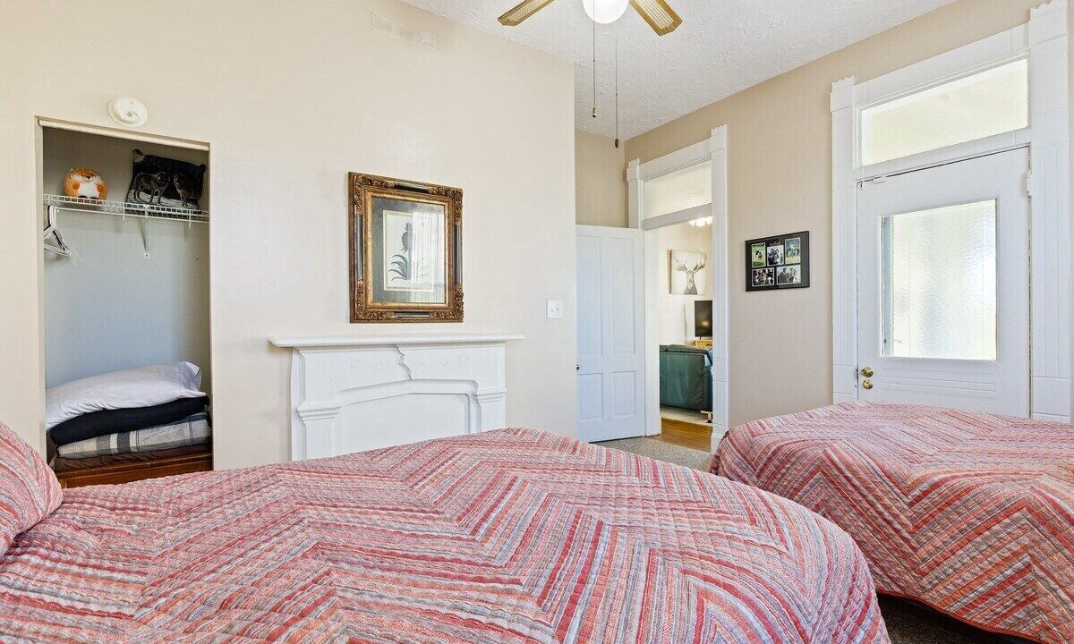 Photo of Bathroom in Babe Denny