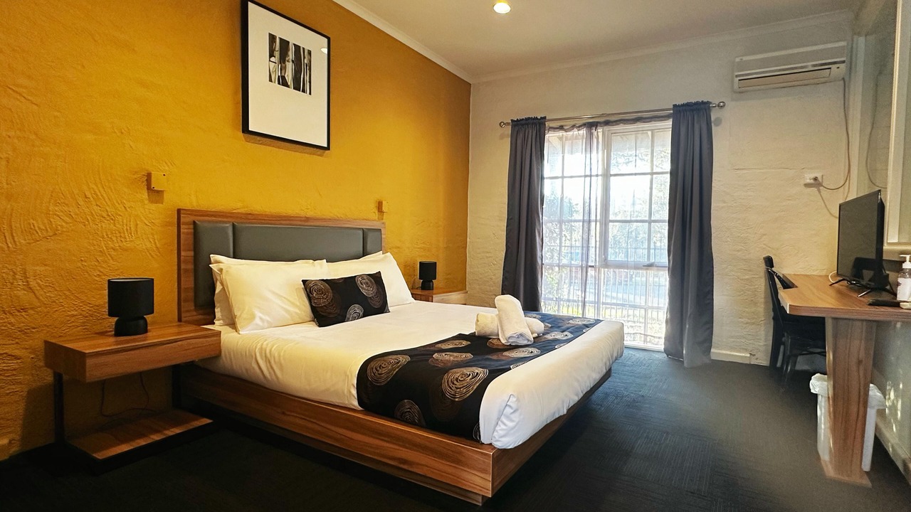 Photo of Bedroom in Macleod