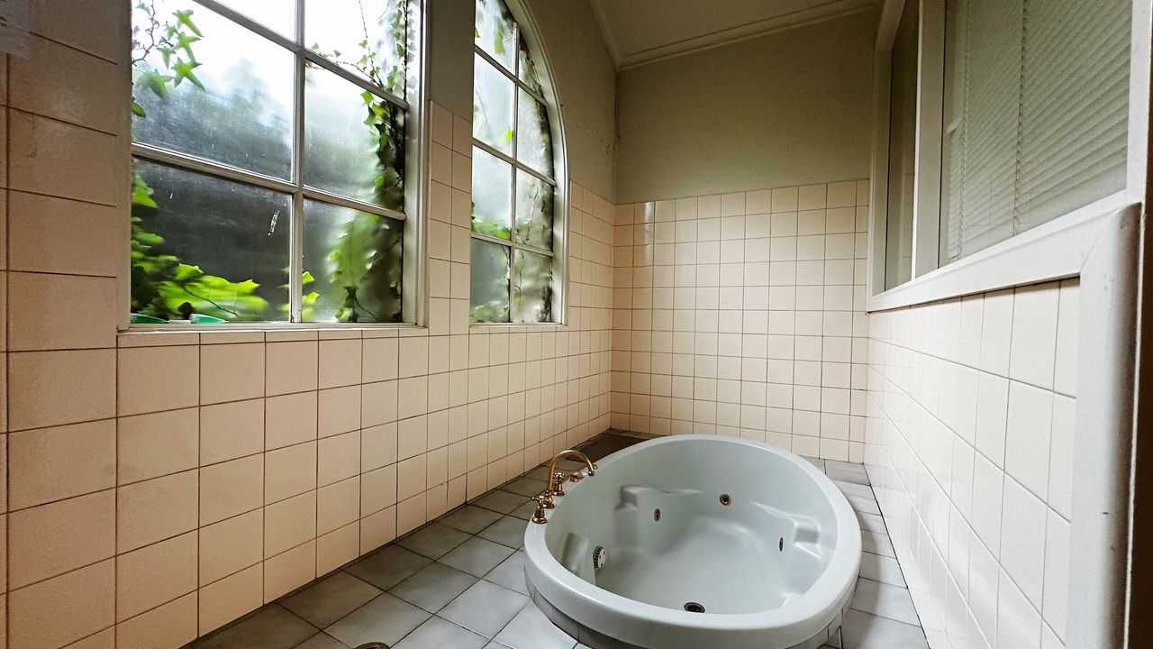 Photo of Bathroom in Macleod