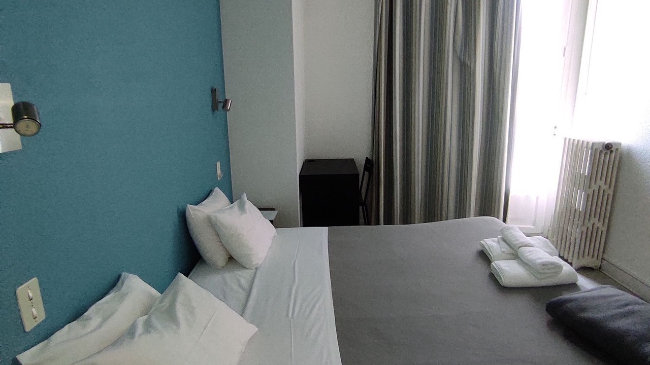 Photo of Bedroom in Richebourg - Saint-Clement
