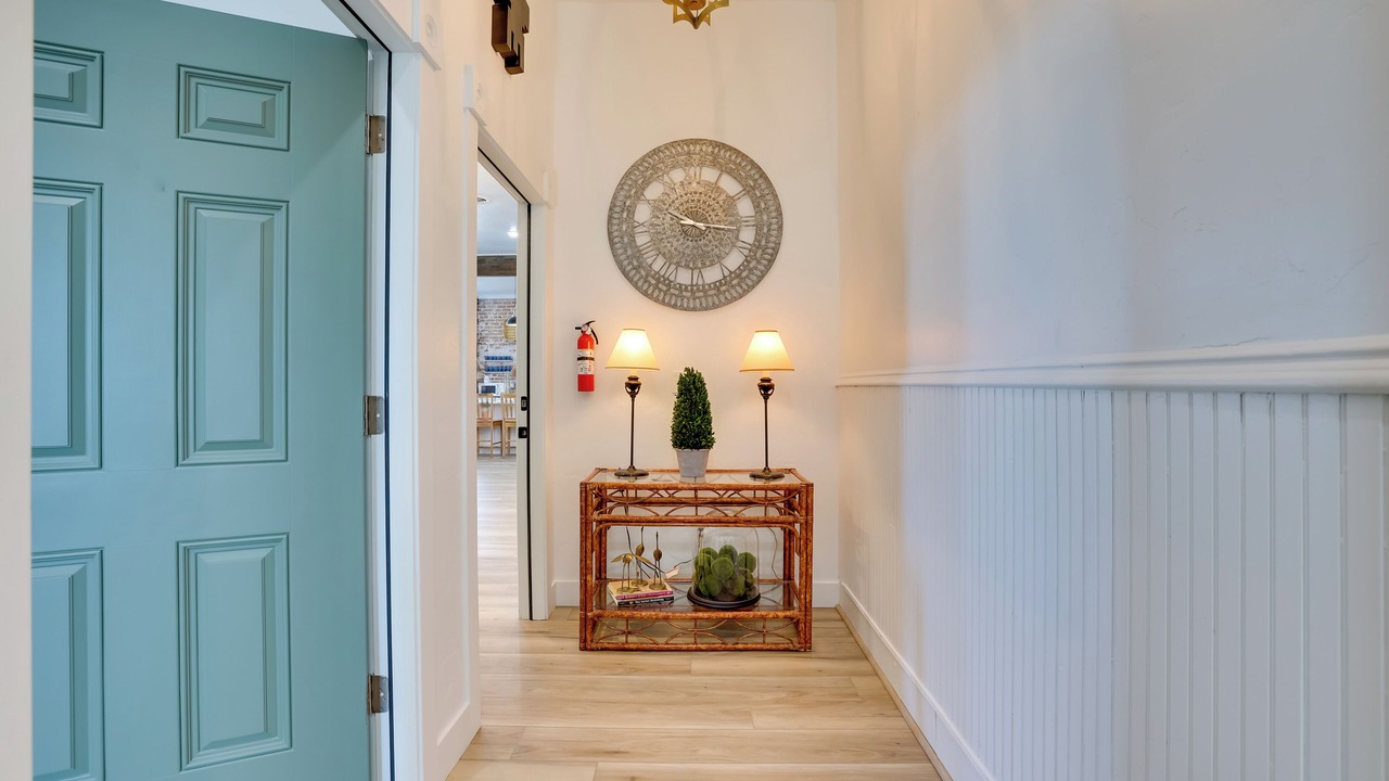 Photo of Others in Emmett