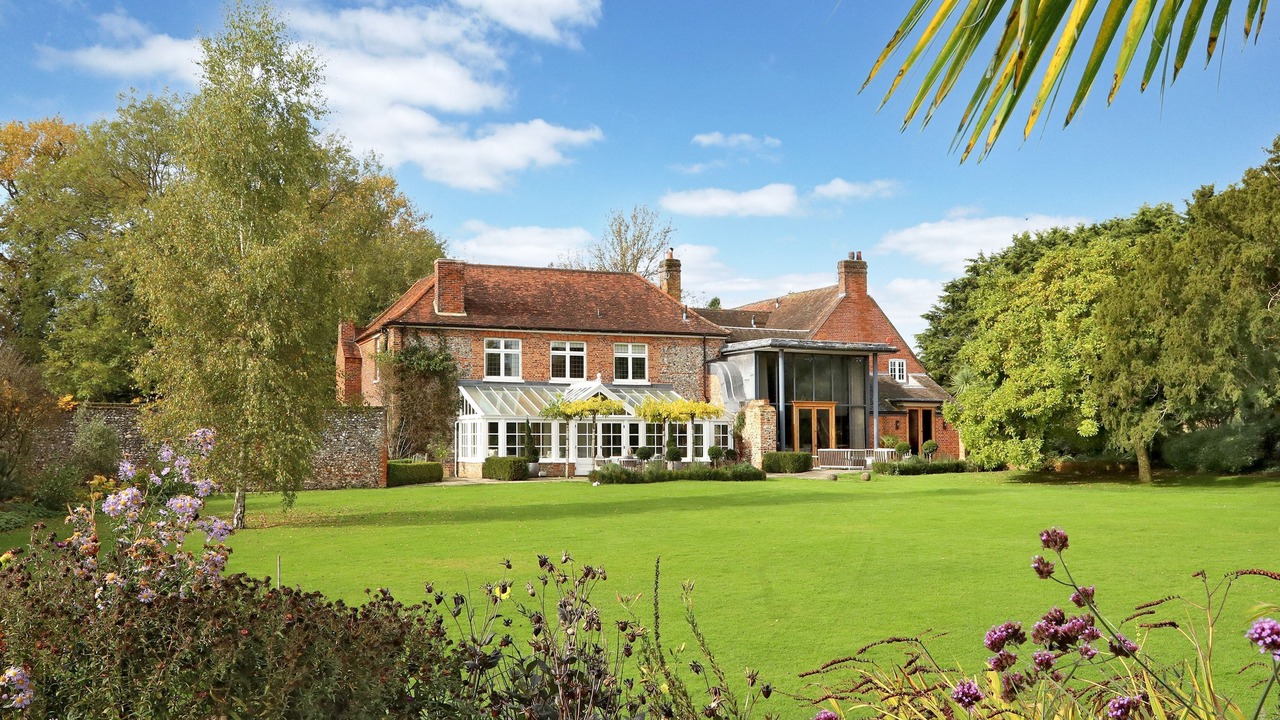 Photo of Outdoor in Medmenham