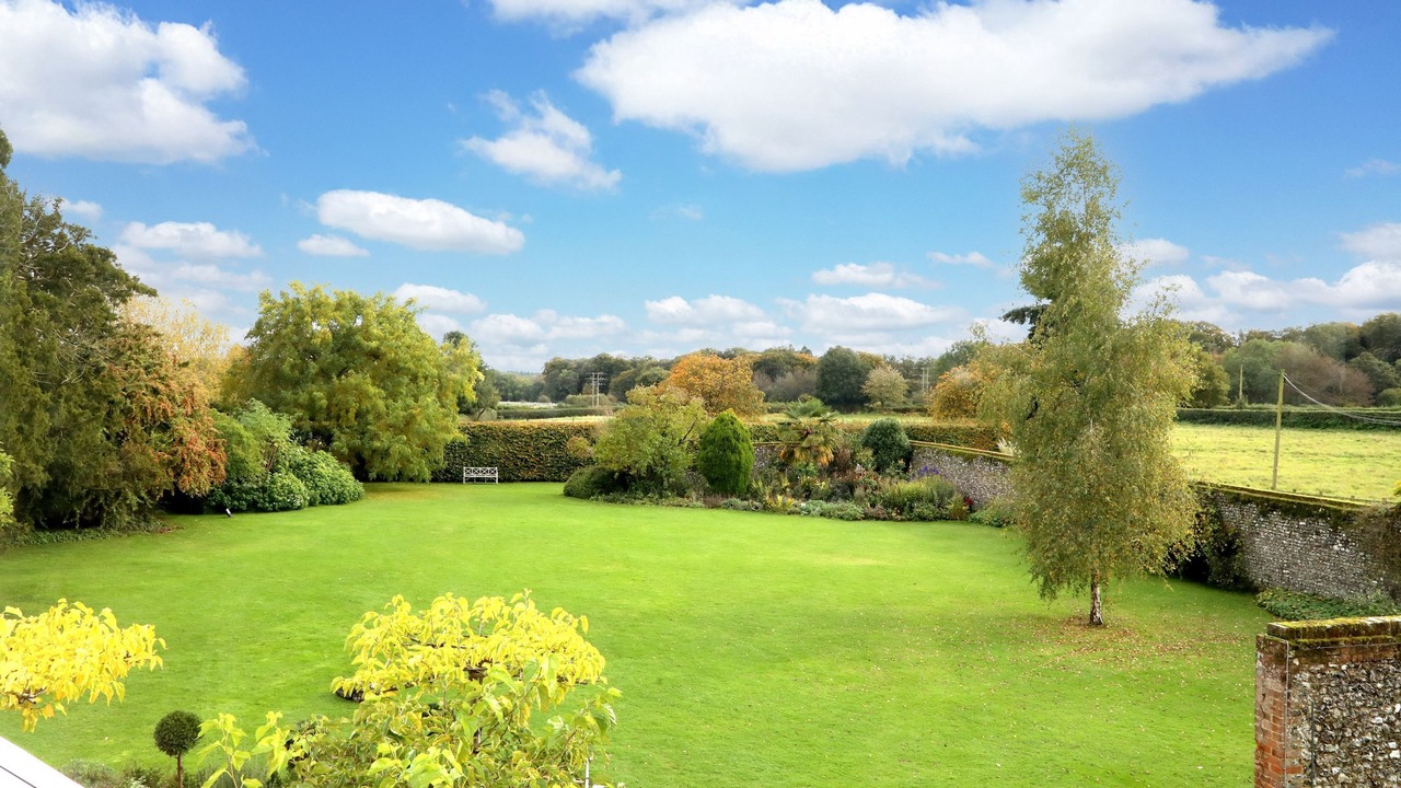 Photo of Outdoor in Medmenham