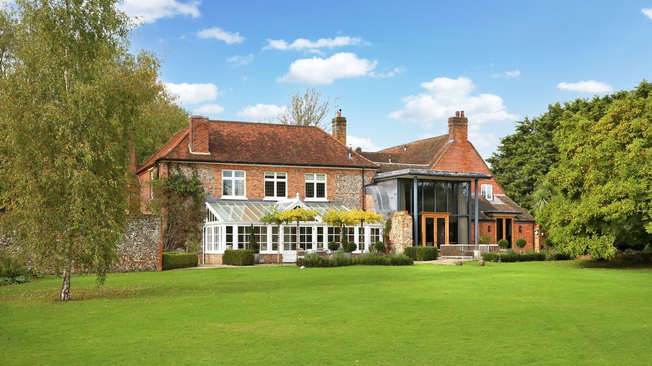 Photo of Outdoor in Medmenham