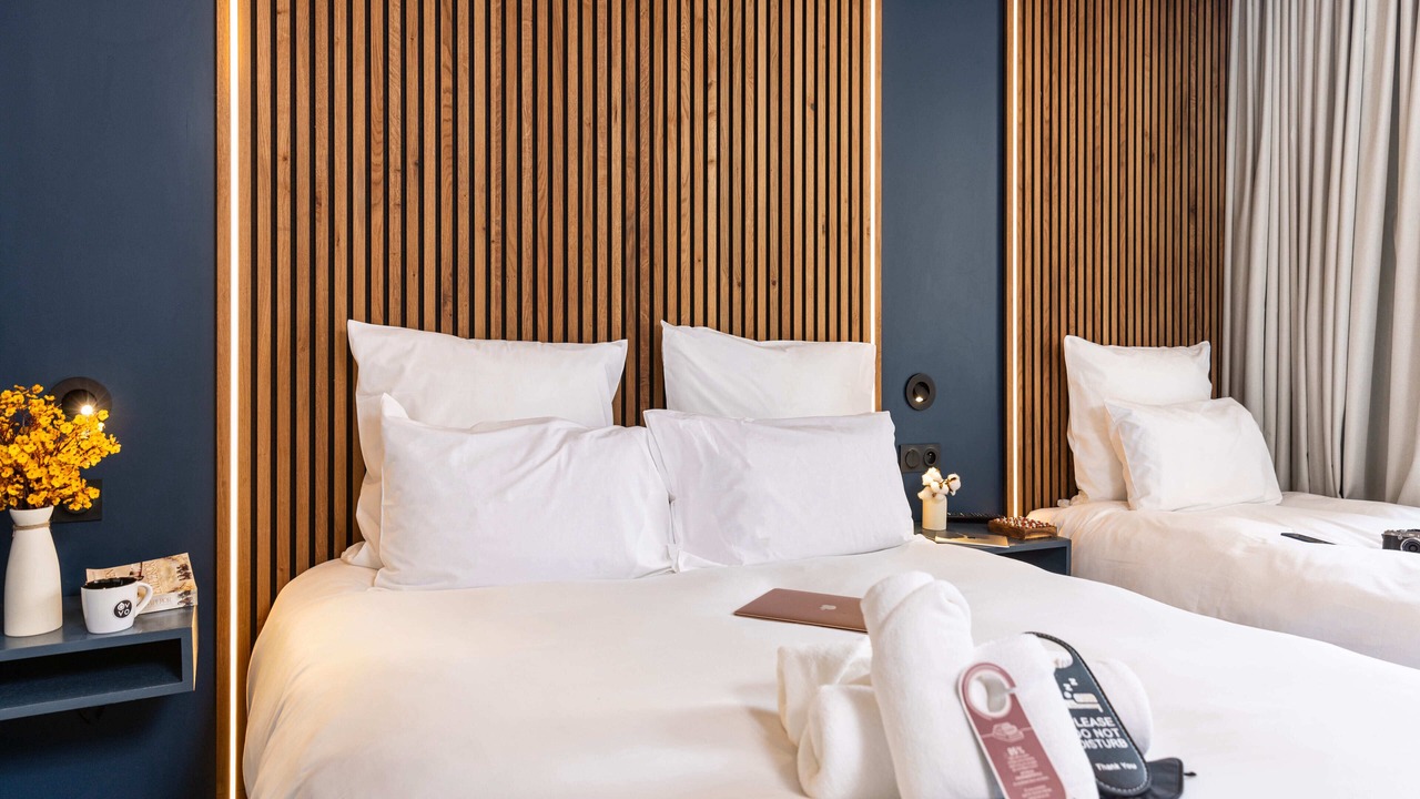 Photo of Others in Carmes