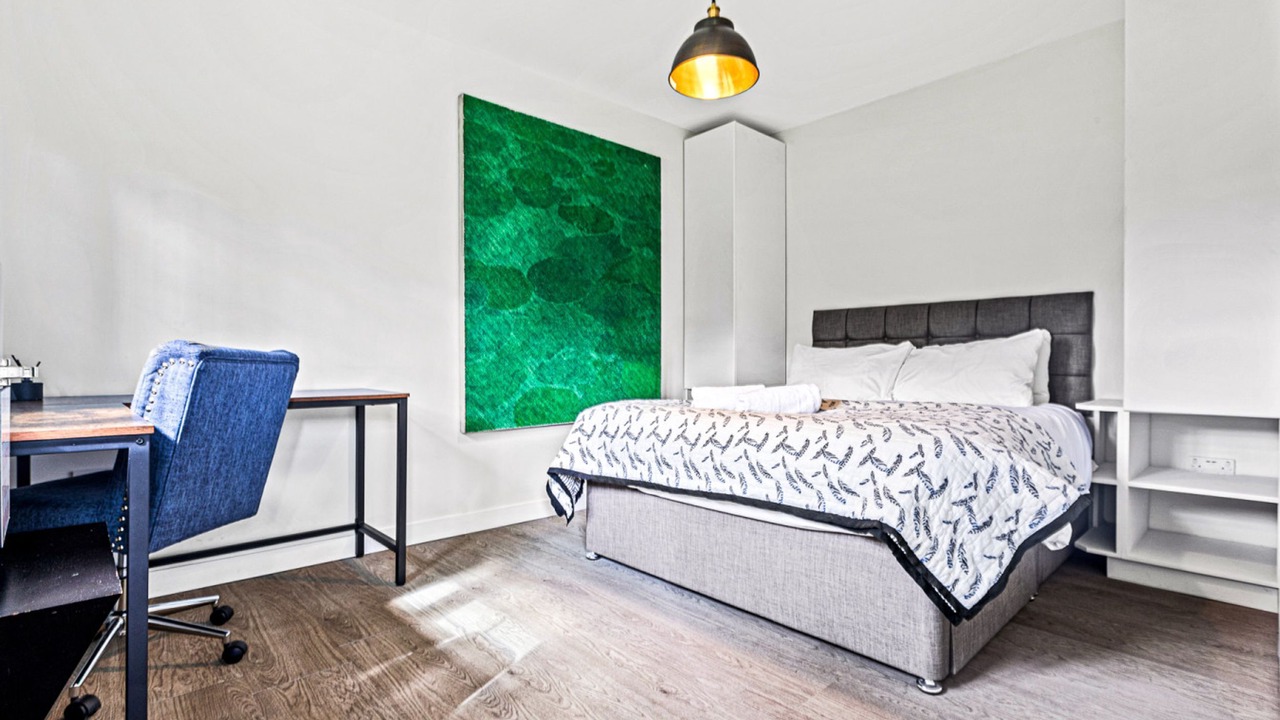 Photo of Others in Hurley