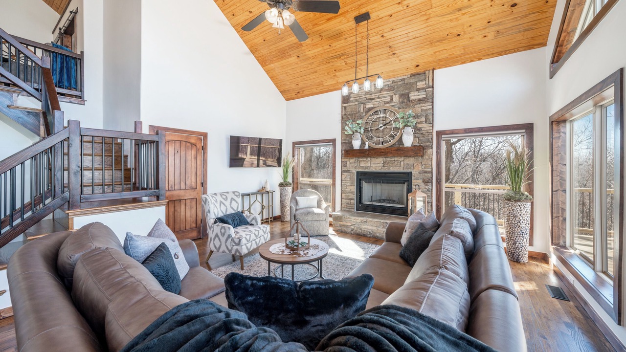 Photo of Livingroom in Bixby