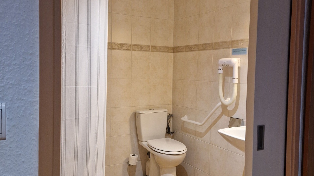 Photo of Bathroom in Battenheim