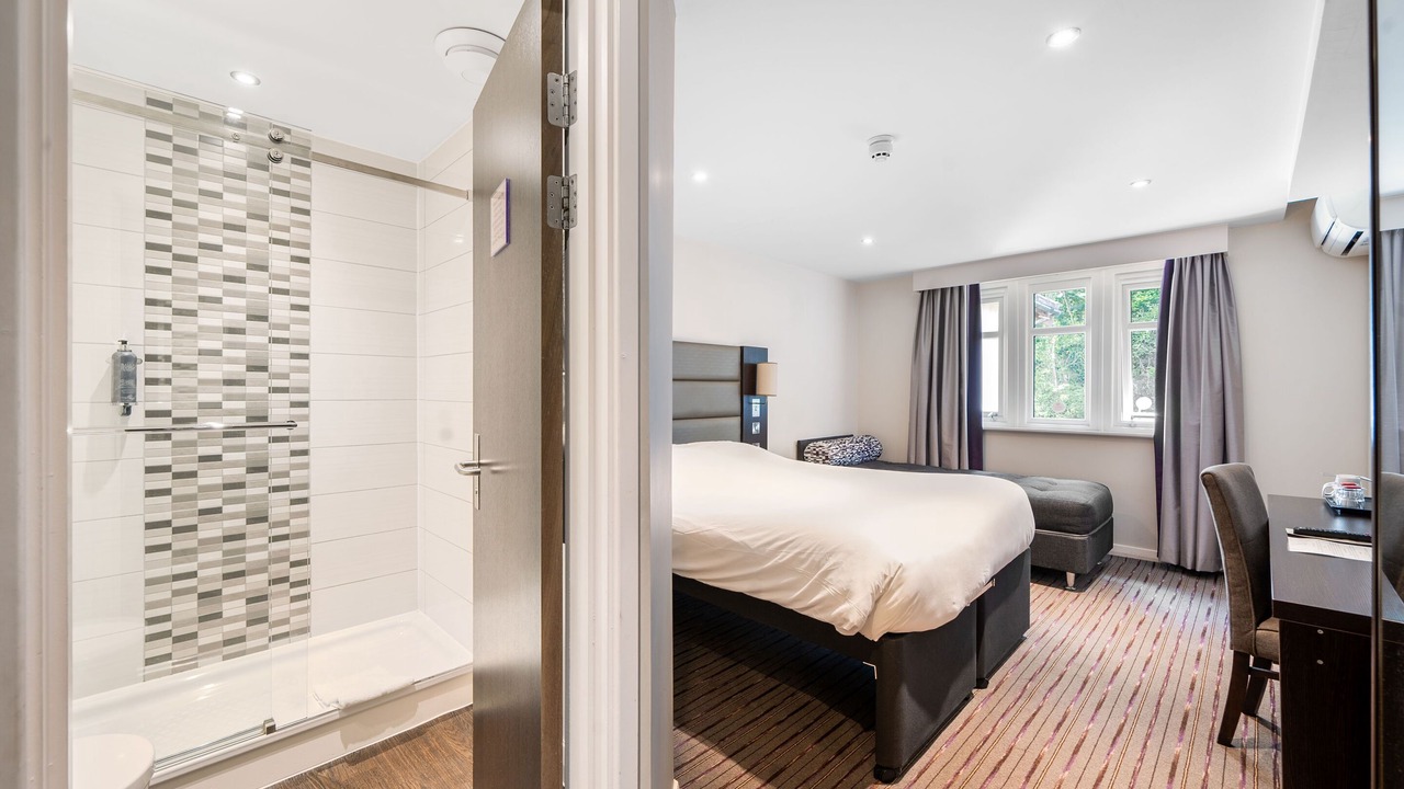 Photo of Bedroom in Sidcot