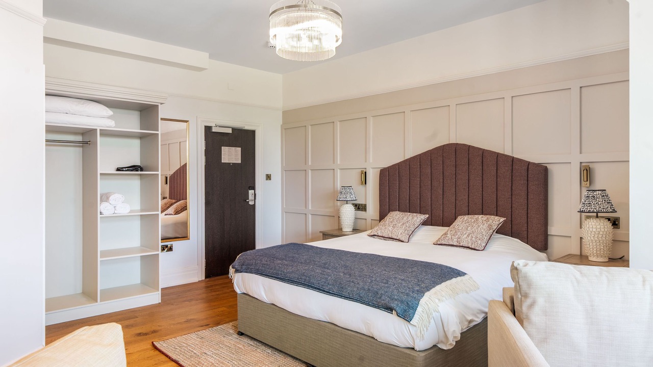 Photo of Others in Sidcot