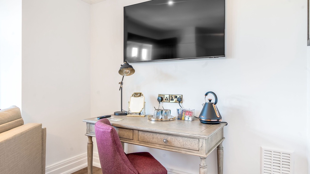 Photo of Others in Sidcot