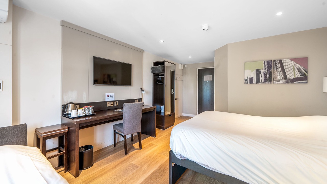 Photo of Others in Sidcot