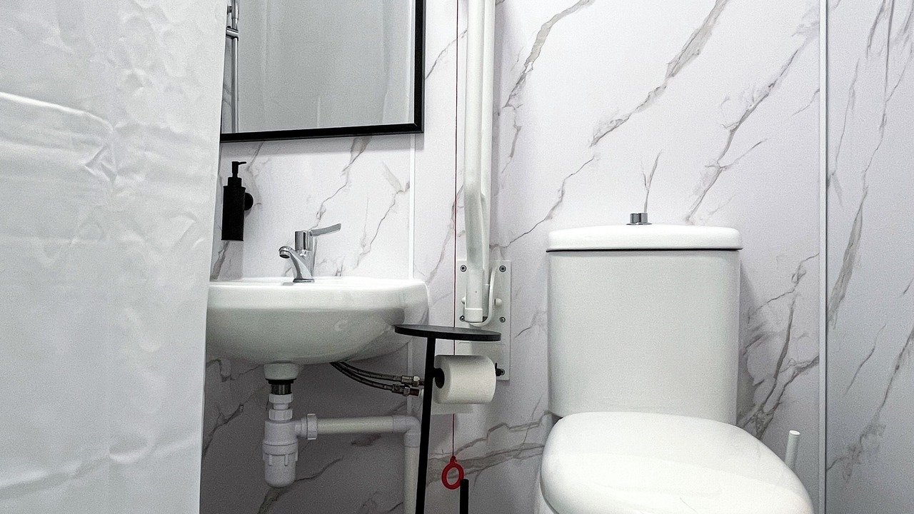 Photo of Bathroom in Dover