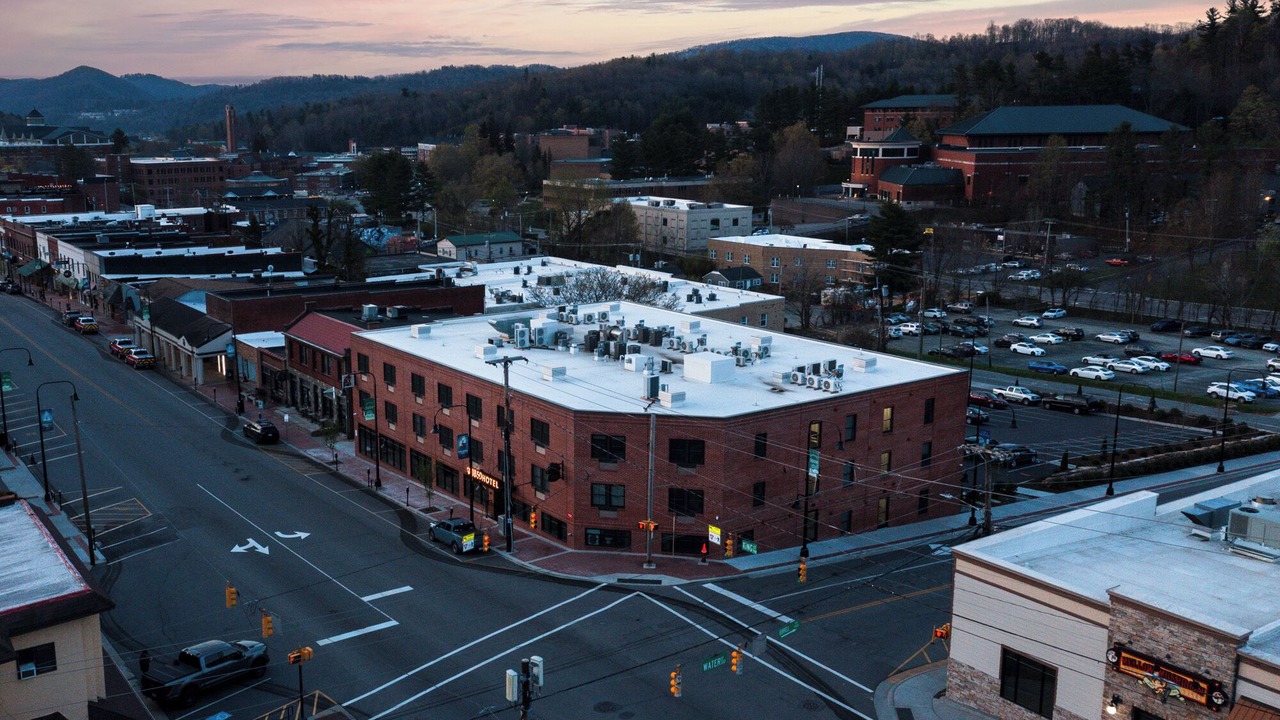 Photo of Outdoor in Boone