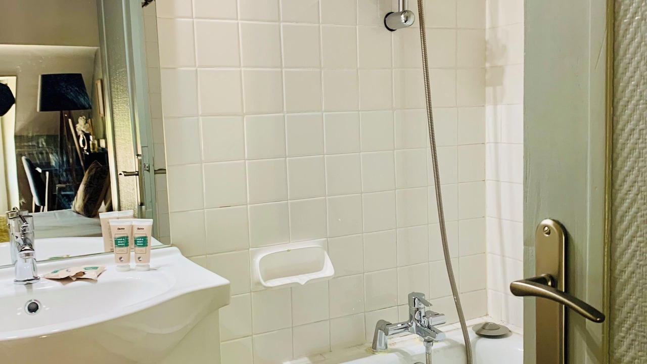 Photo of Bathroom in Aisey-sur-Seine