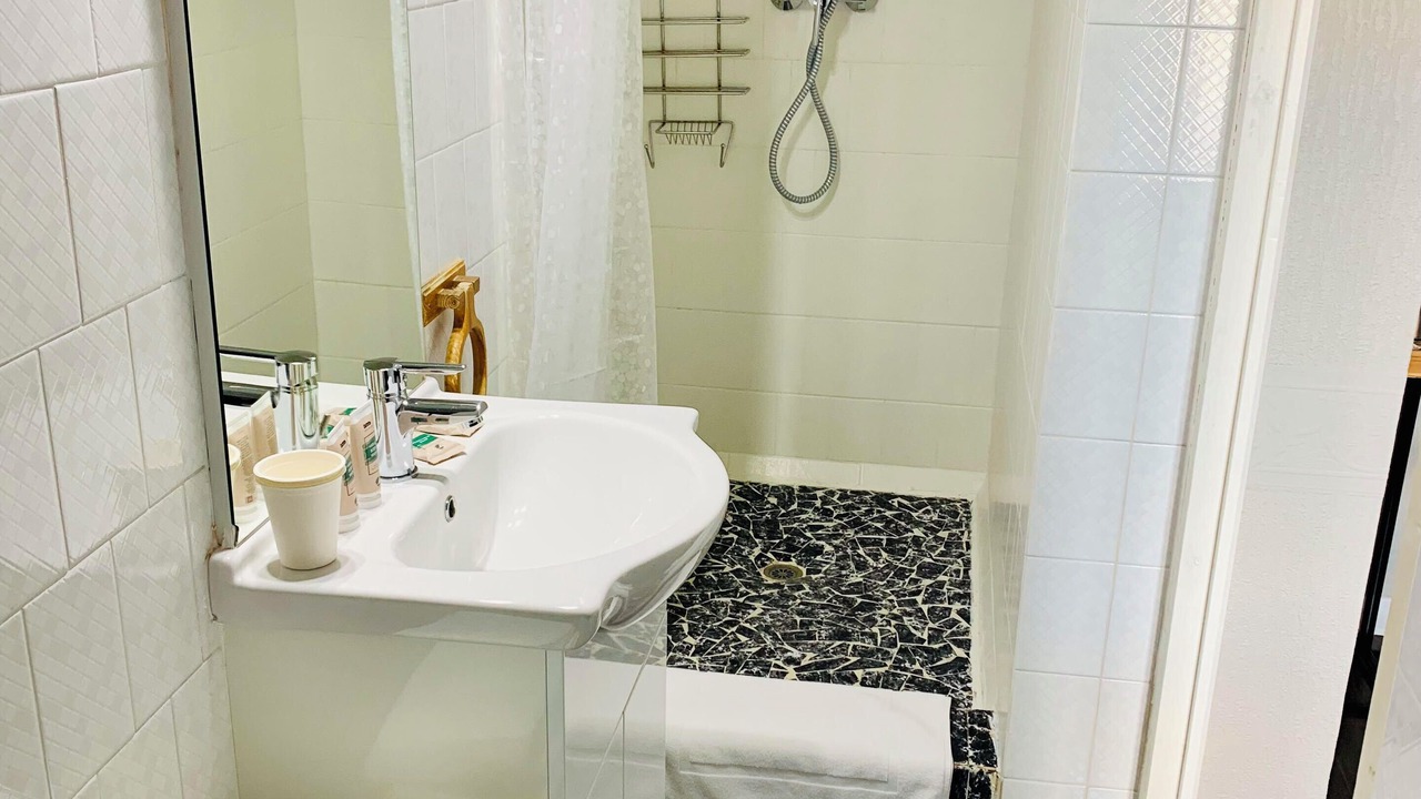 Photo of Bathroom in Aisey-sur-Seine