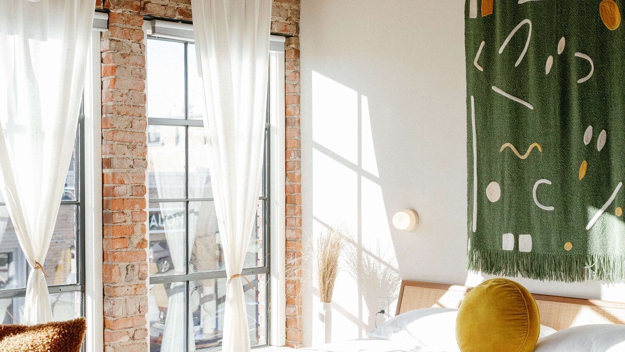 Photo of Bedroom in Crossroads Arts District