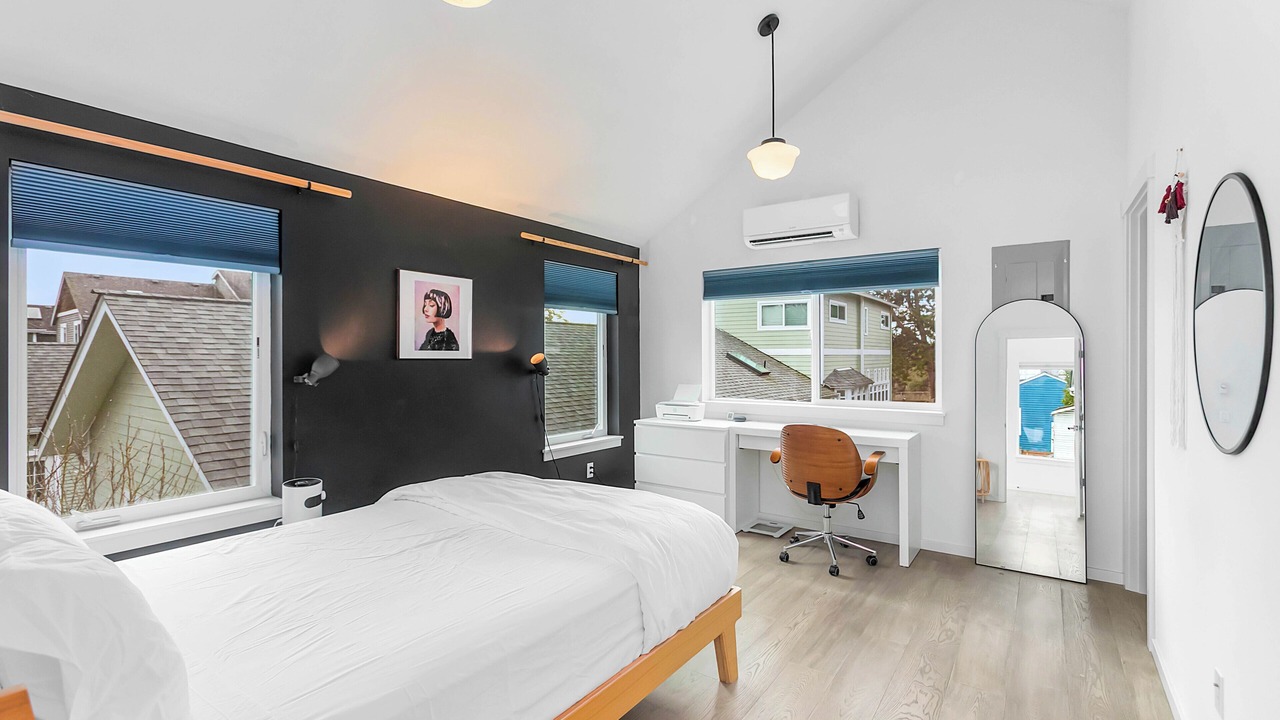 Photo of Others in Seattle