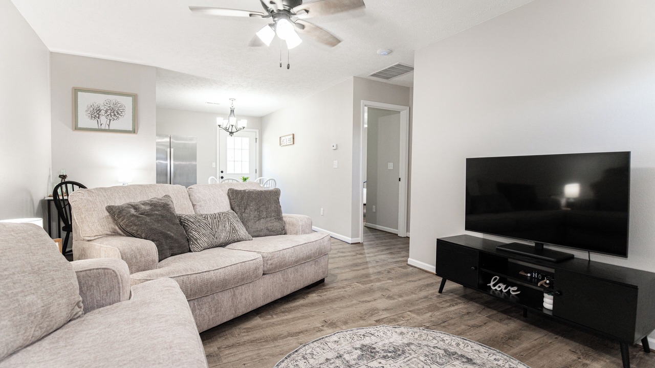 Photo of Livingroom in St. James