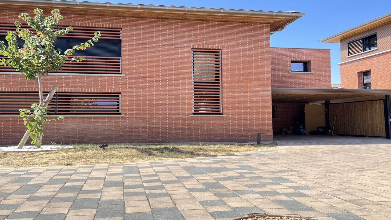 Photo of Outdoor in Cote Pavee