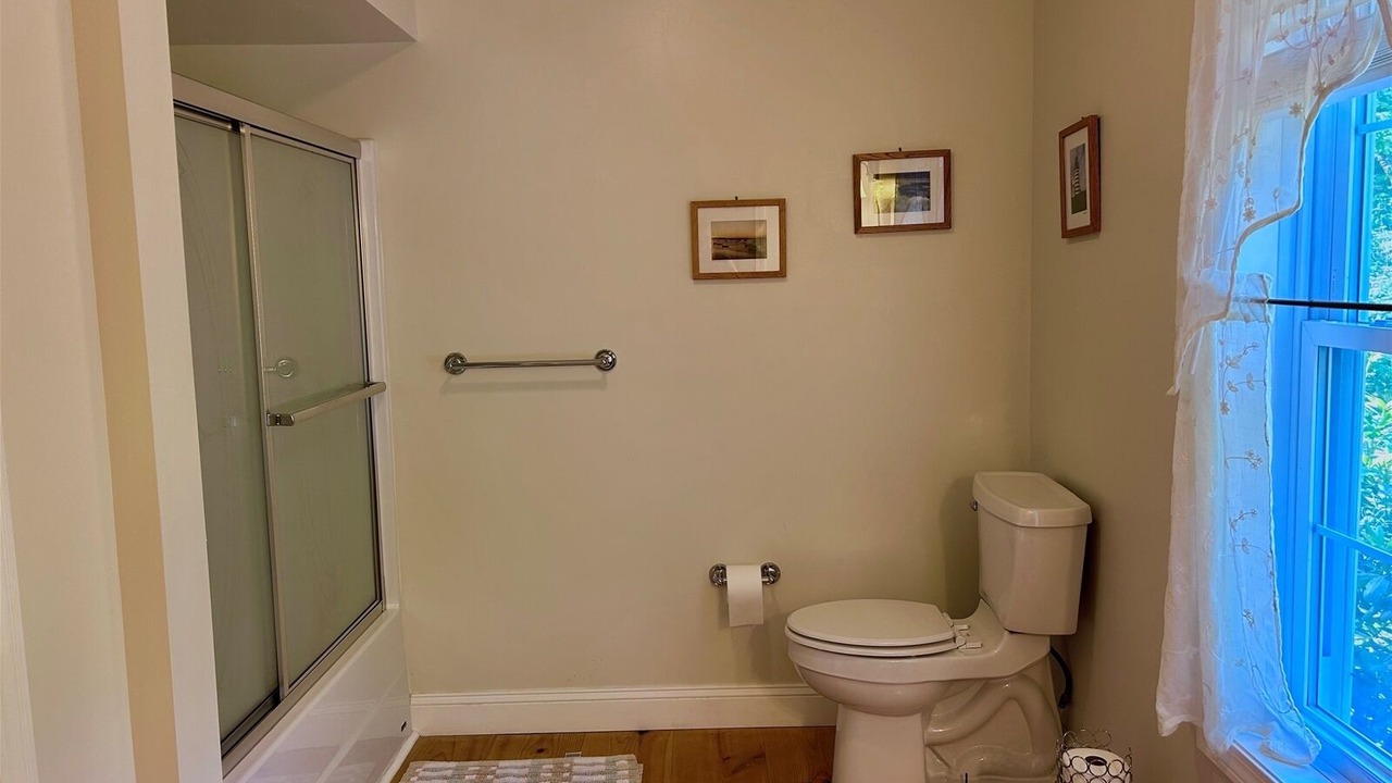 Photo of Others in Damariscotta