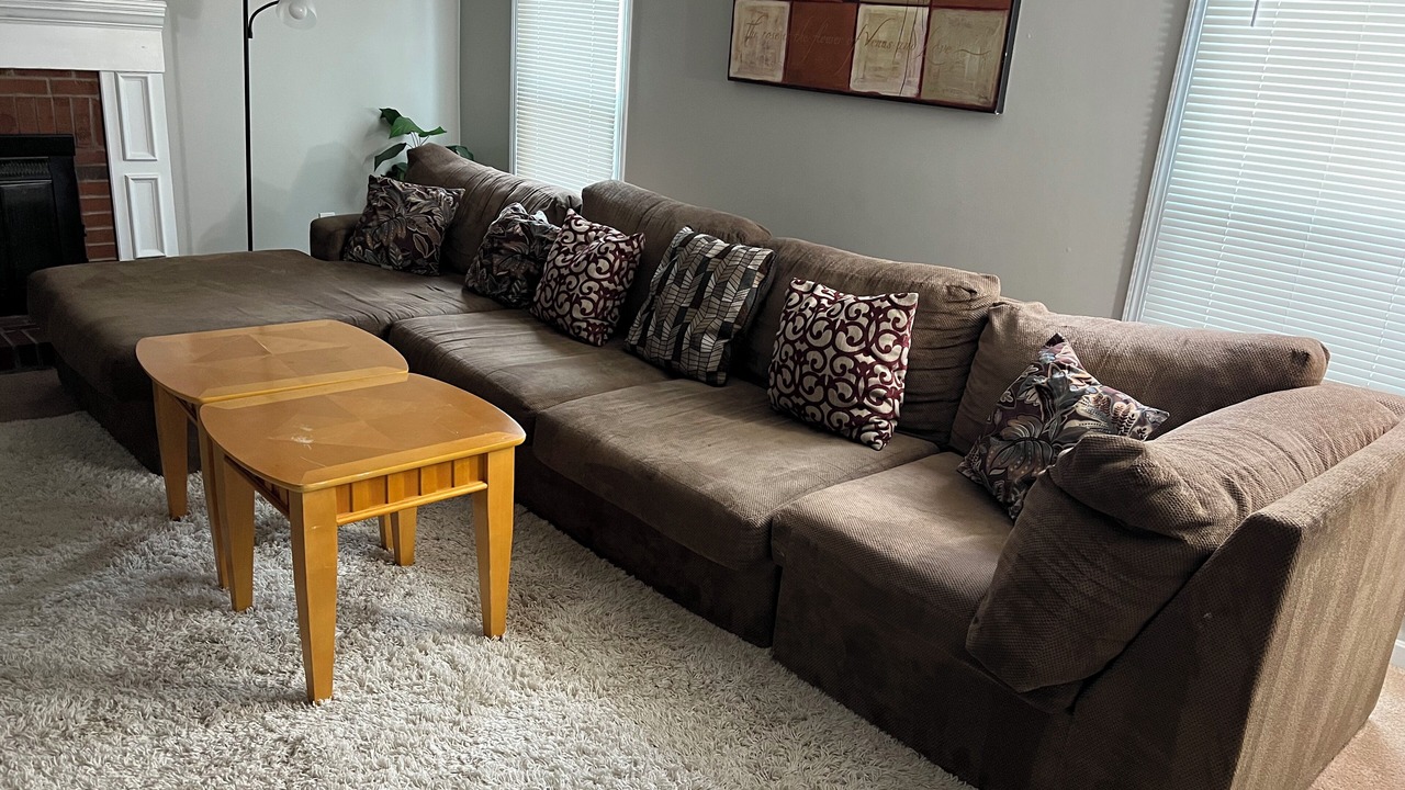 Photo of Livingroom in Grove City