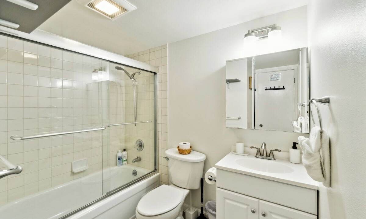 Photo of Others in Lake Hills