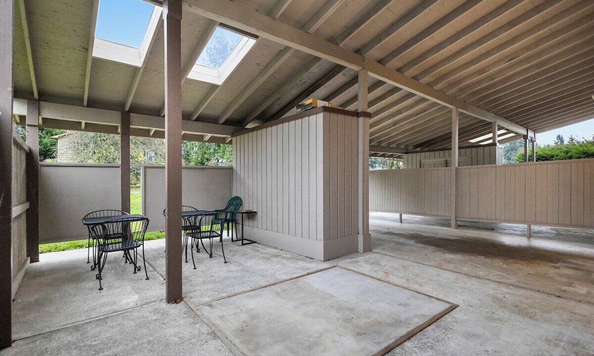 Photo of Outdoor in Lake Hills