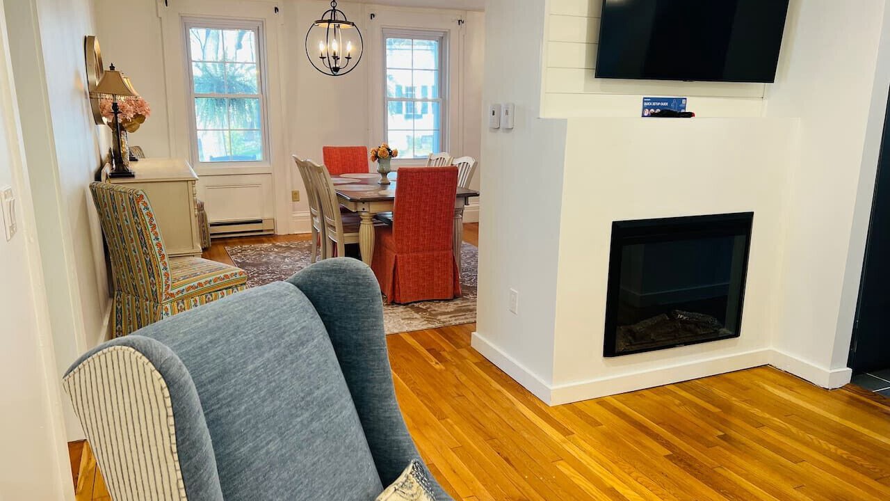 Photo of Livingroom in Skaneateles