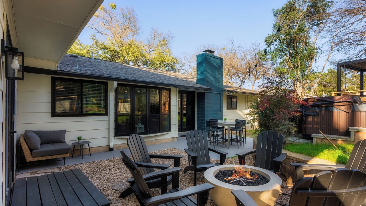 Photo of Outdoor in Barton Hills
