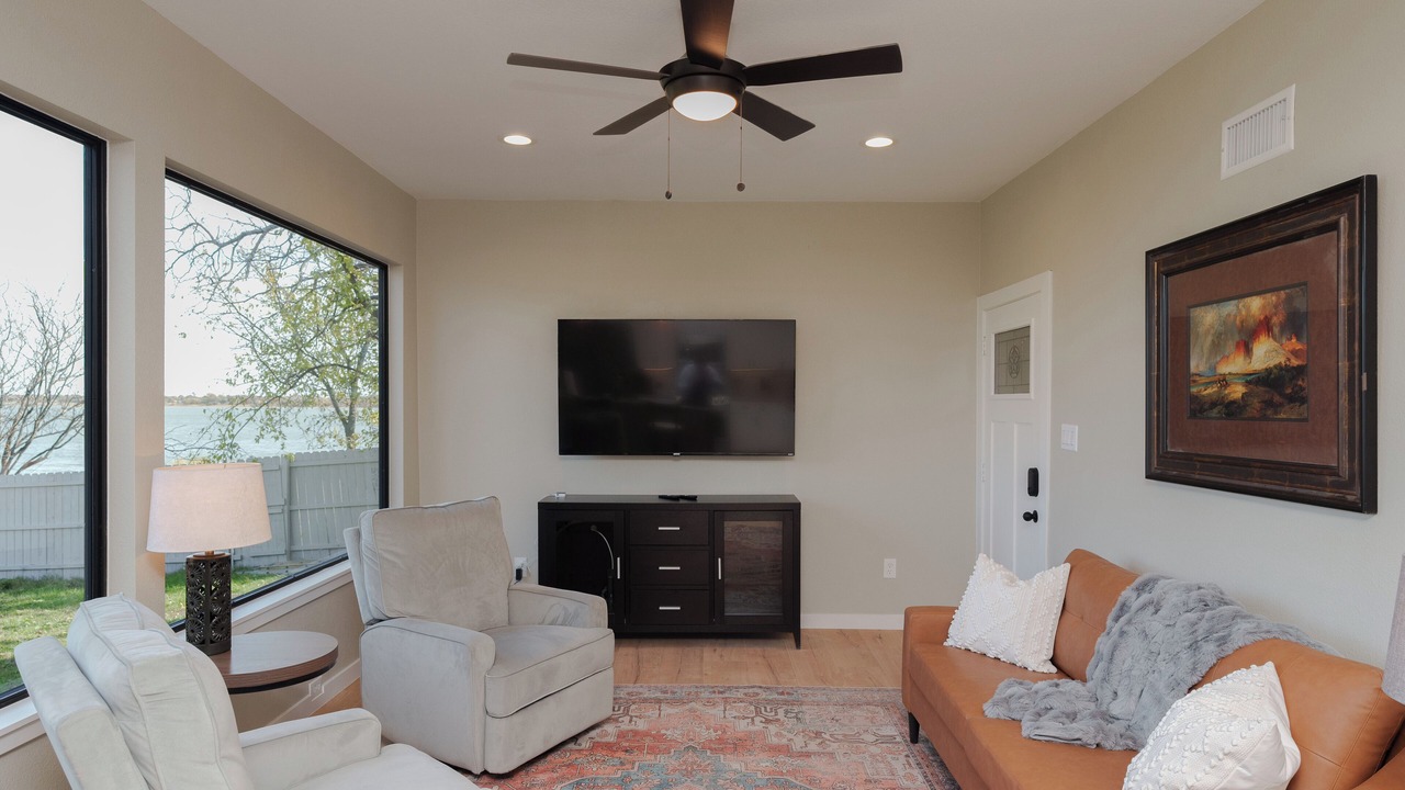 Photo of Livingroom in Little Elm