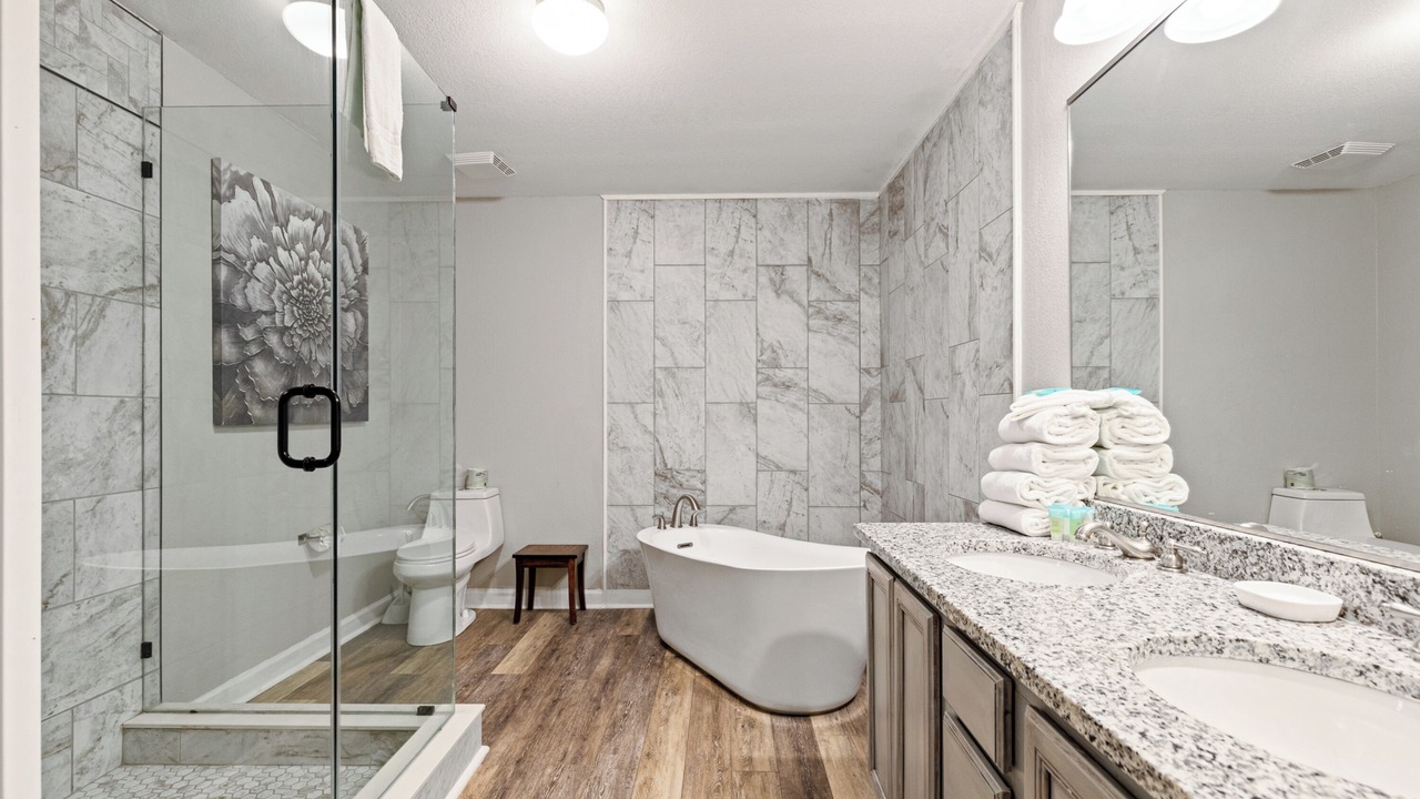 Photo of Bathroom in Pigeon Forge