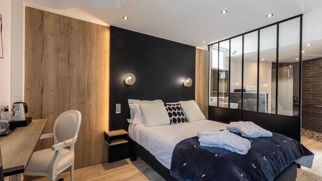 Photo of Bedroom in Salers