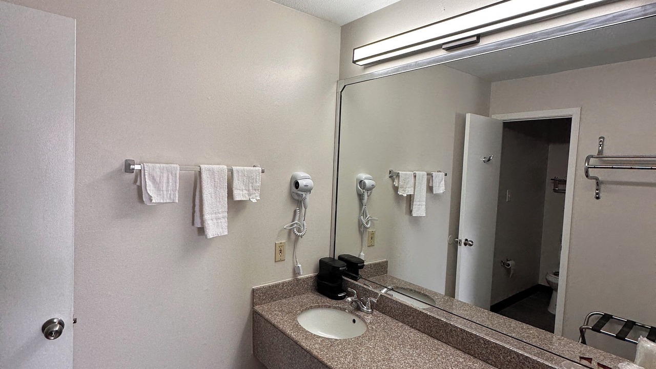 Photo of Bathroom in Brady