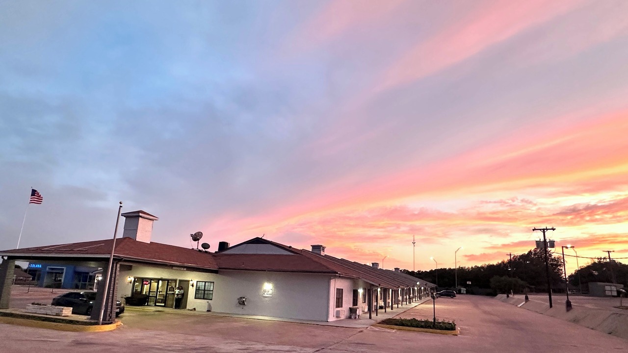 Photo of Outdoor in Brady