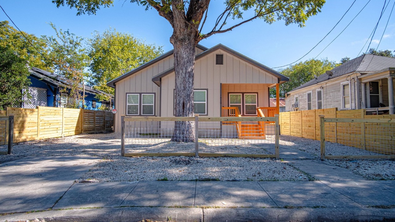 Photo of Others in Denver Heights