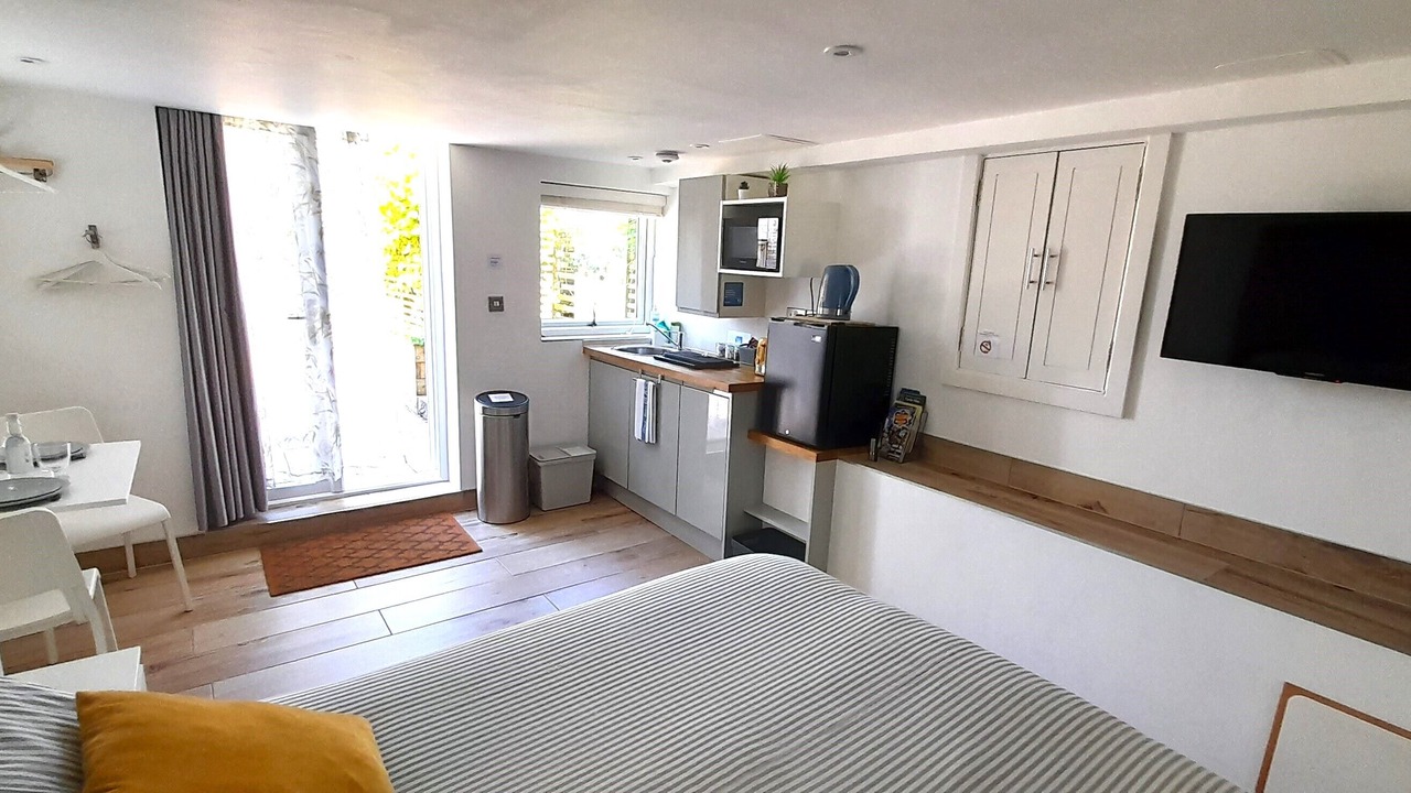 Photo of Others in Stuckton