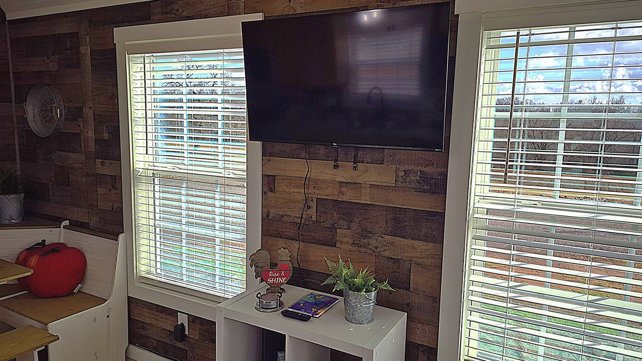 Photo of Livingroom in Craig County