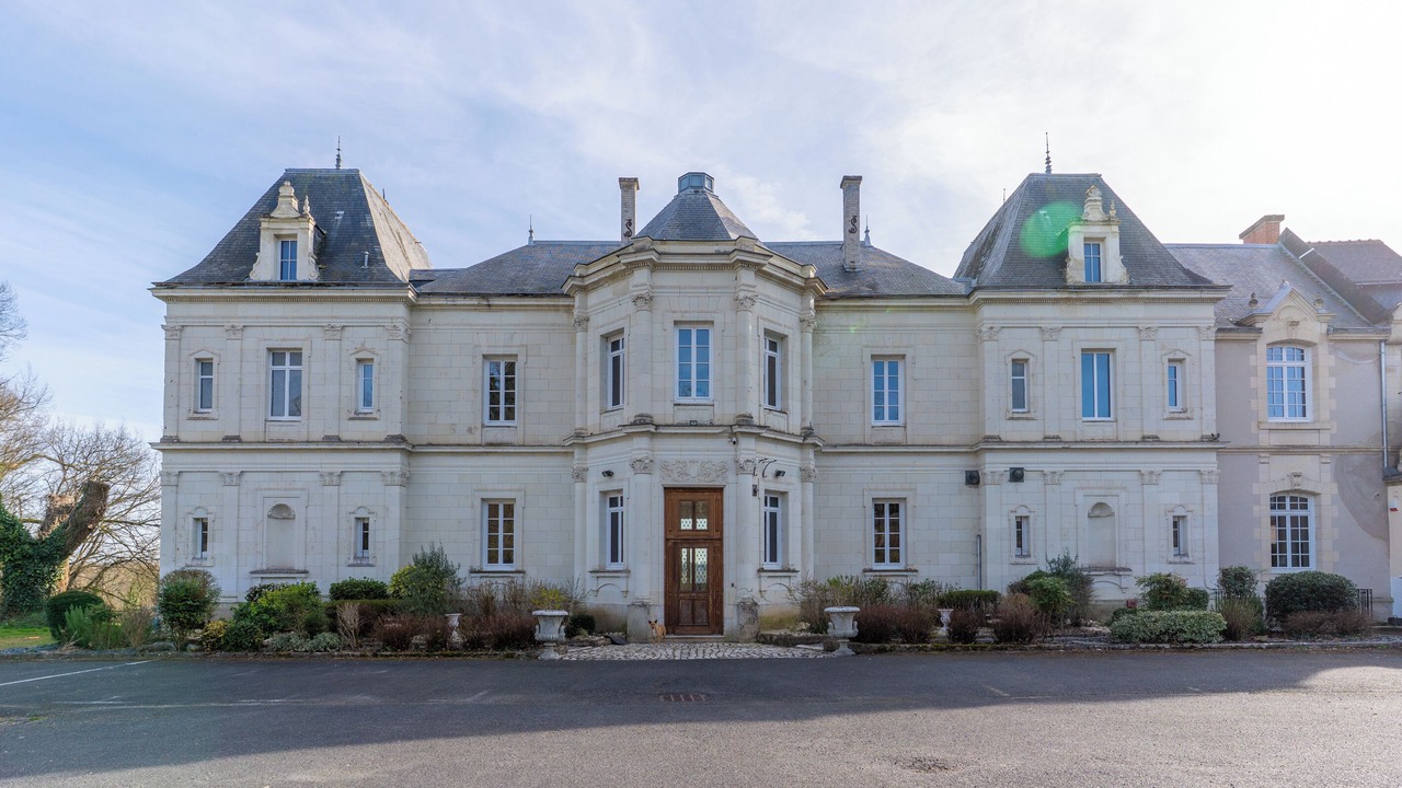 Photo of Outdoor in Veigne