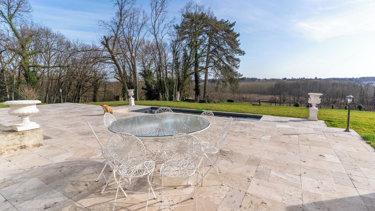 Photo of Outdoor in Veigne