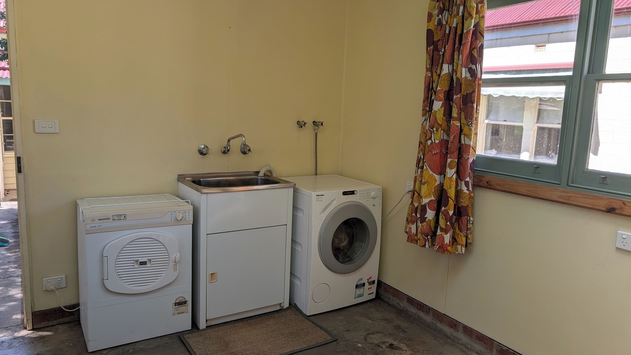 Photo of Others in Great Alpine Valley