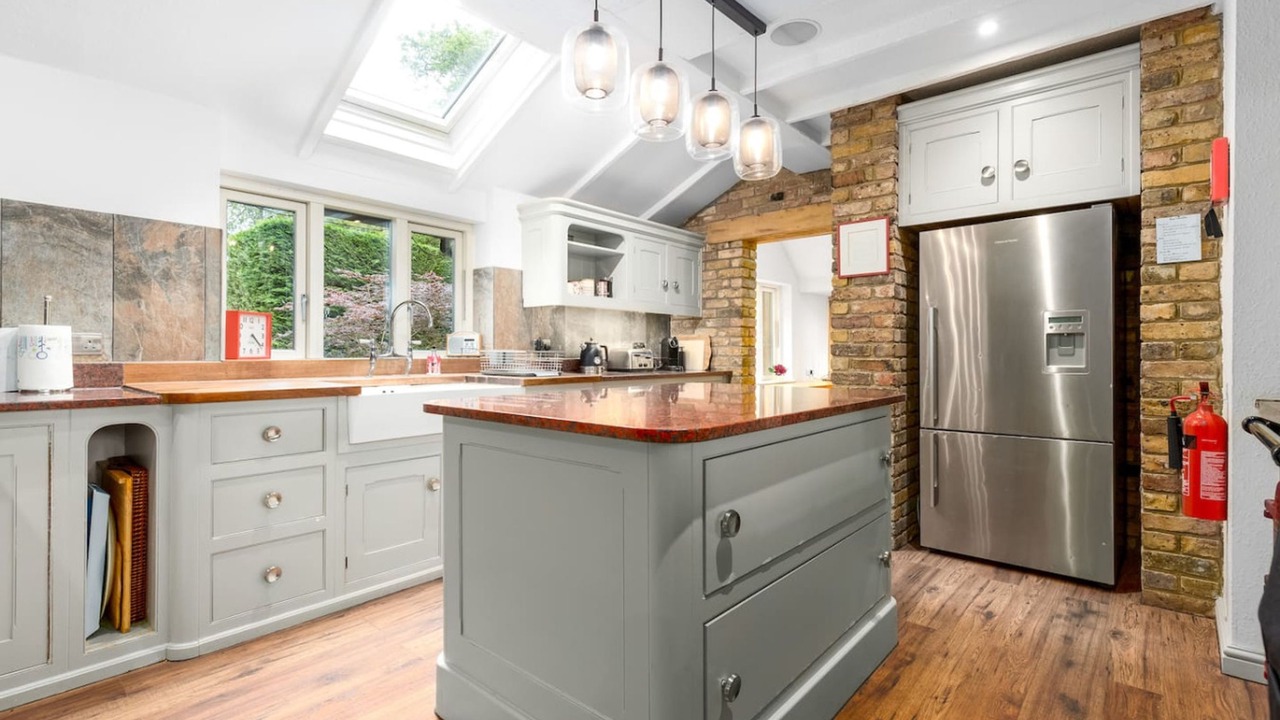 Photo of Others in Chazey Heath