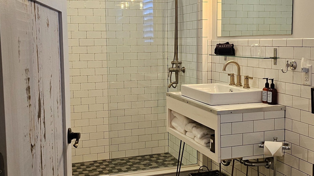 Photo of Bathroom in Livingston Manor
