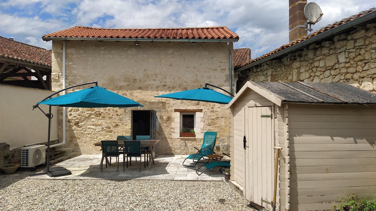 Photo of Outdoor in La Tour-Blanche-Cercles