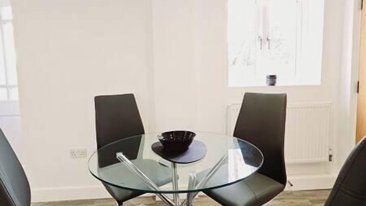 Photo of Others in Farnham