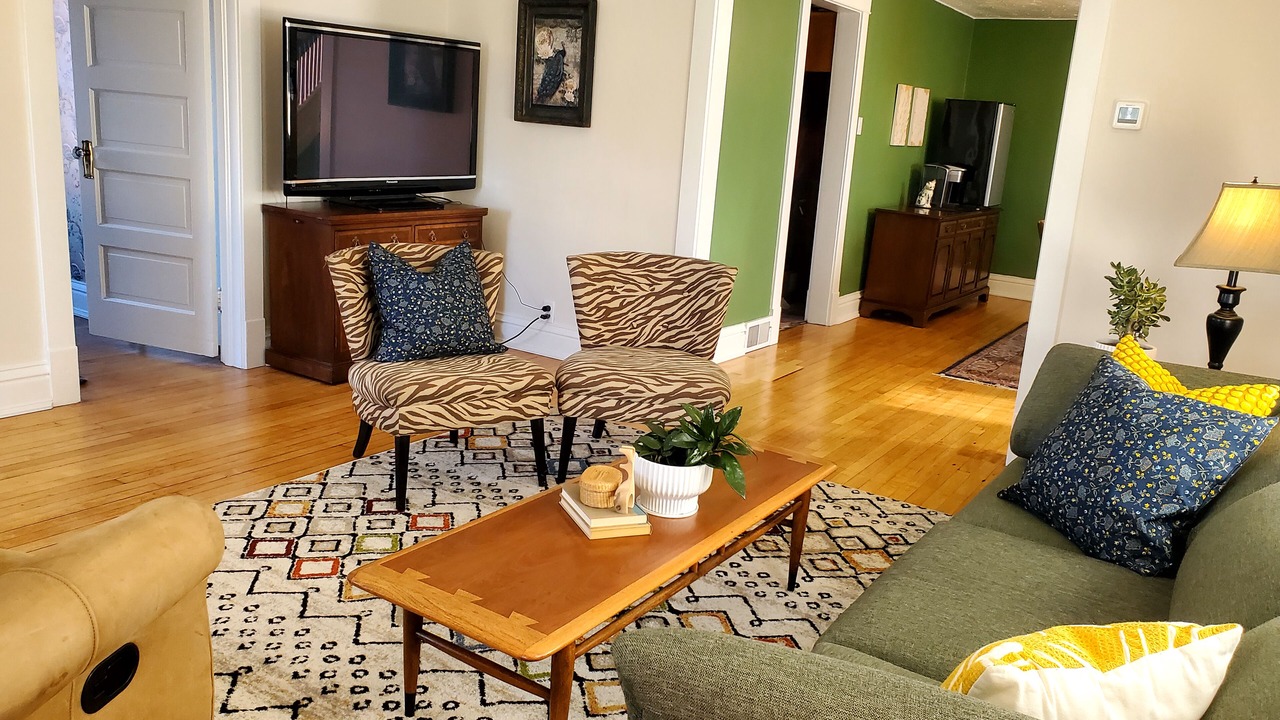 Photo of Livingroom in Lockport
