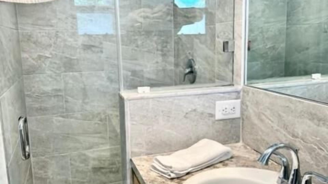 Photo of Bathroom in Islamorada