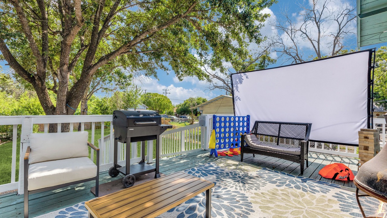 Photo of Outdoor in Highland Park