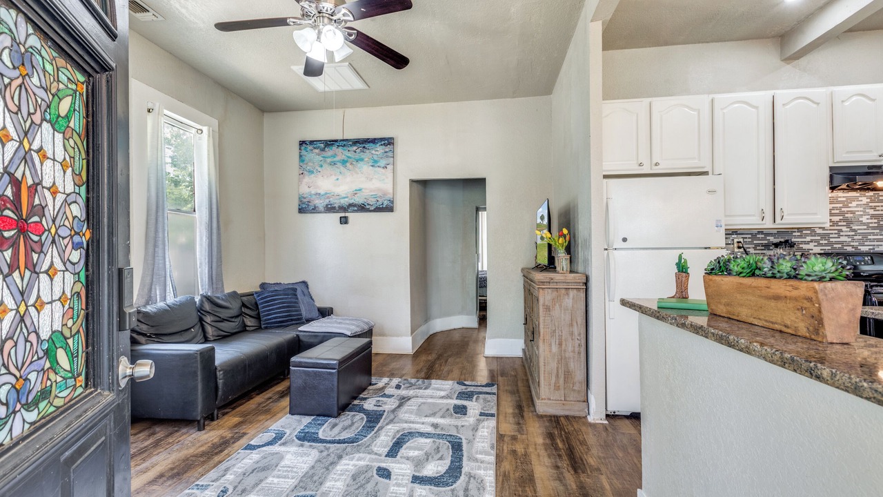 Photo of Livingroom in Highland Park