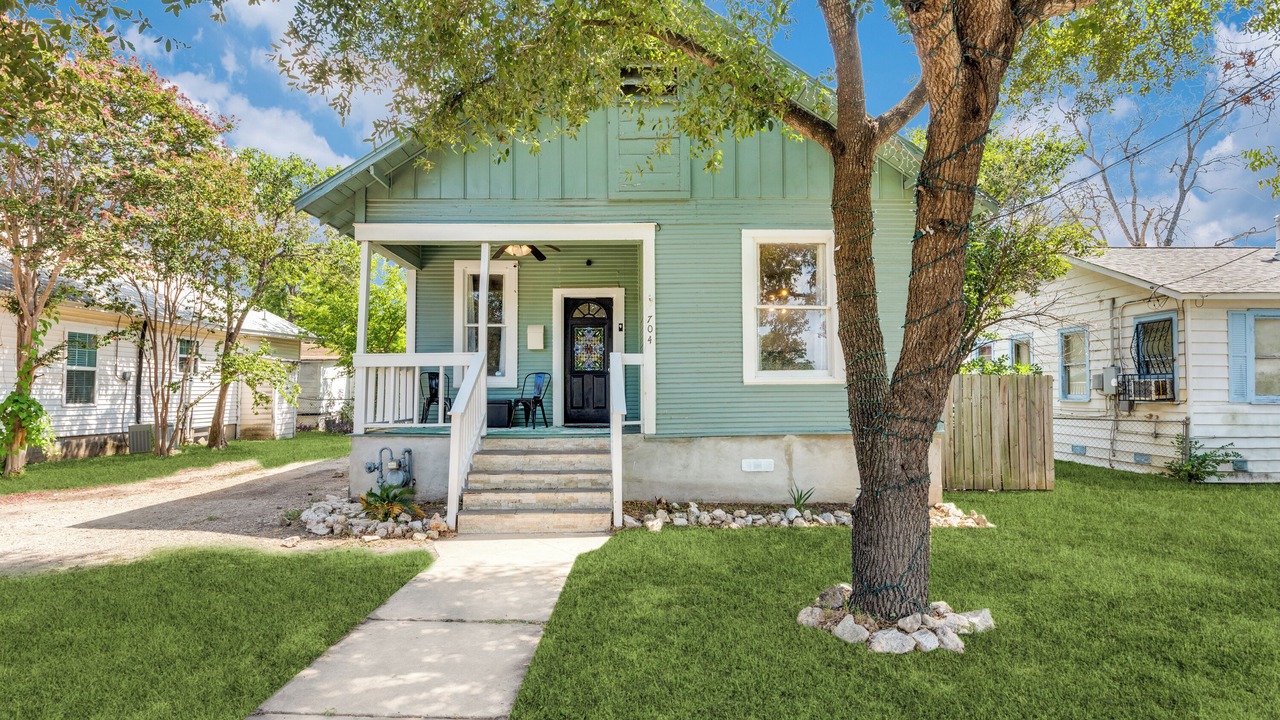 Photo of Outdoor in Highland Park